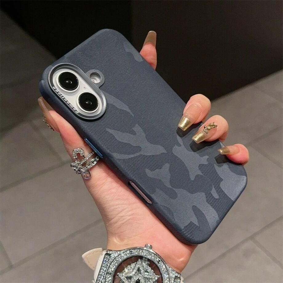 Camouflage MagSafe iPhone 16 Case - gray