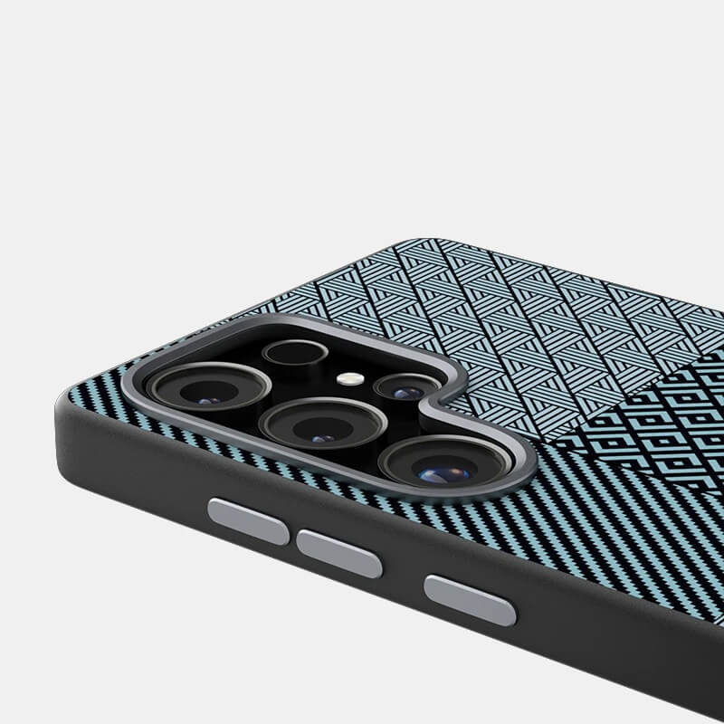 Close-up of the precise camera cutout on the Samsung S25 Ultra case with a Microrelief Carbon Fiber Pattern